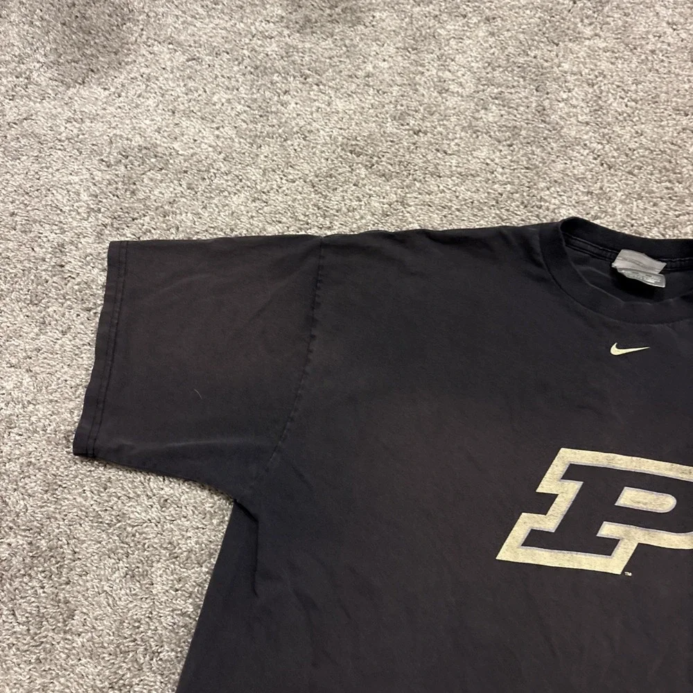 Vintage Nike Team Purdue University T Shirt Center Swoosh Size XXL Black Athlete